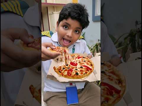 Pizza Alapparaigal 🍕 Ivana நம்பி😱😱🥴 #shortsfeed #funny #jesijesina #comedy #trending #funnyvideo