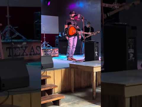 “Fuss N Fight” Koe Wetzel cover preformed by BrandonBennett Band.