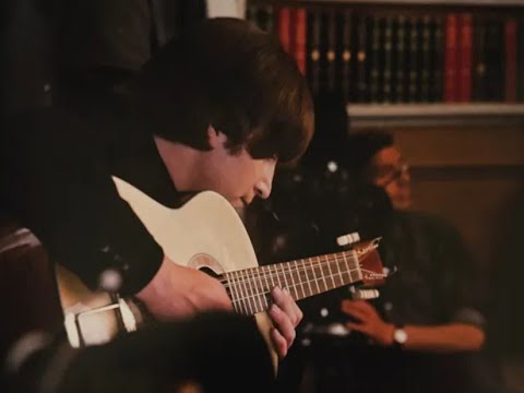 NEWS - Beatles' lost guitar