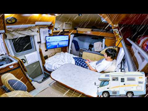 Gaming bed camper | Strong winds and heavy rain Life in the car [Subtitles, multilingual audio]