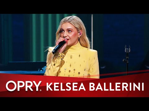 Kelsea Ballerini "hole in the bottle" | Live at the Grand Ole Opry