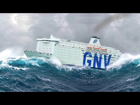 Ships Caught in Monster Waves !