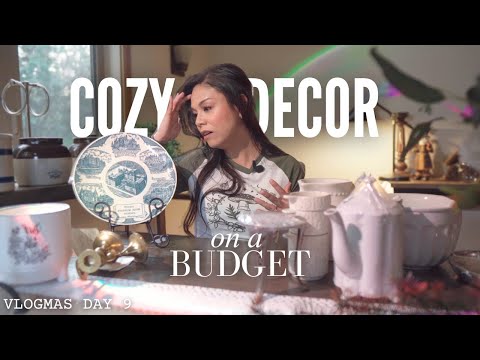 Creating a Cozy Home on a Budget | thrifted vintage finds and simple home decorating