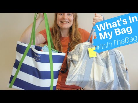 What's In My Bag: #ItsInTheBag 2023 Share The Dignity Christmas Donation