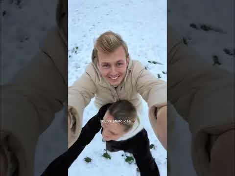 Love is in the air... and so is the snow ⛄❤️ #sia #shorts #trending #christmas #snowman #viralvideo