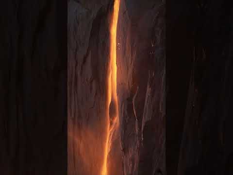 Horsetail Fall: Yosemite's Glowing Waterfall! 🔥 #YosemiteFirefall #HorsetailFall #California #Shorts