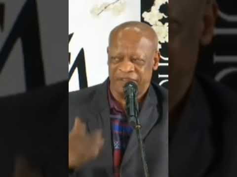 Mzwakhe mbuli paying tribute to Solly Mogolo