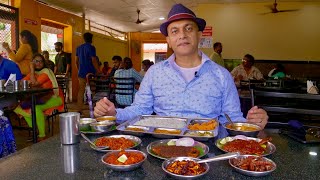 Lunch At Mangalore’s Most Popular SEAFOOD Restaurant, MACHALI | Crab Ghee Roast Prawn Fry Fish Curry