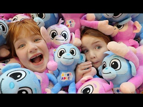 1,000 Baby Monkeys for YOU!!  Adley & Niko get a Surprise Delivery of Monkey Friends merch from Dad!