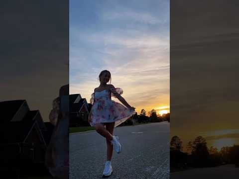 It’s been a long time coming #shorts #sunset #dance #taylorswift #swifties #lillyk #cruelsummer