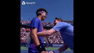 Even his opponent is in disbelief after this tennis play_