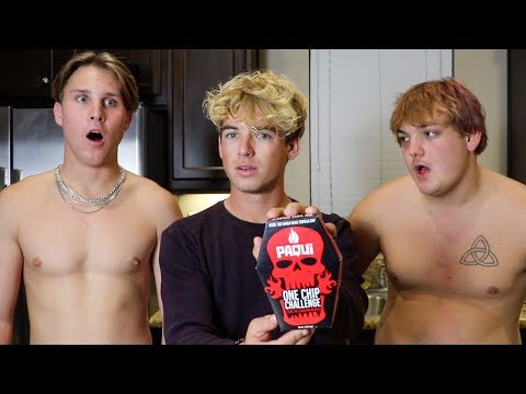 BEST FRIENDS TRY WORLDS HOTTEST CHIP!!