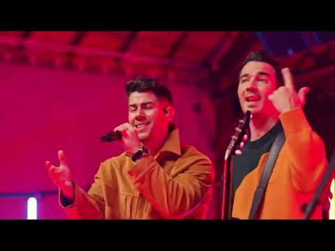 Only Human (Official Live Video) - Jonas Brothers