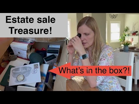 Estate sale cash! Unboxing a collection from a knighted Colonals estate!