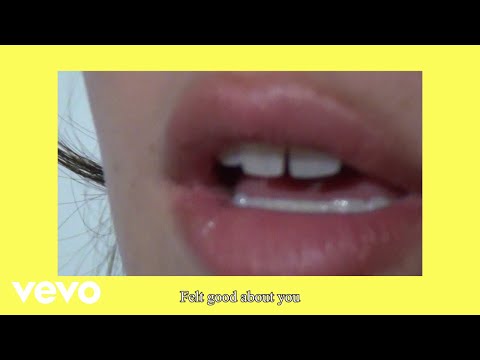 Gracie Abrams - Felt Good About You (Official Lyric Video)