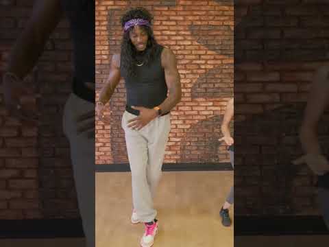 #DwightHoward teaches us the #pasodoble! 🕺💃 #shorts #dwts #dancingwiththestars