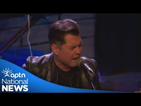 Mohawk rocker Derek Miller on how he got his start in show business | APTN News