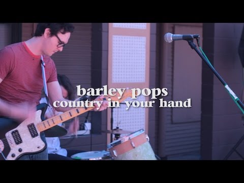 Barley Pops - Country In Your Hand (Live @ LUNA music on Record Store Day '16)