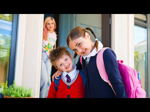 My Kids’ First Day at a NEW SCHOOL!