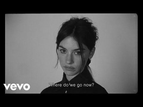 Gracie Abrams - Where do we go now? (Official Lyric Video)