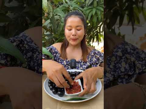 Do you know these fruit? #siscookingtv #mukbang #javaplum #eating