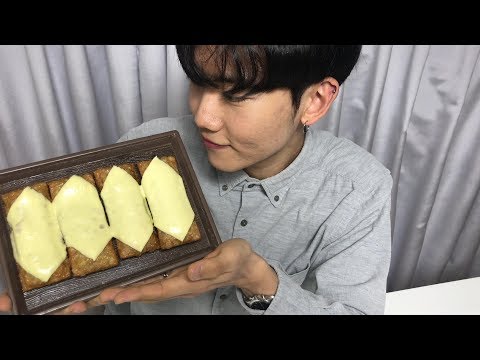 {ENG SUB} 병맛 먹방, 고독한 me식가 (고독한 미식가) - 맥도날드 / MacDonalds hack! Amazing cheese & apple pie combination