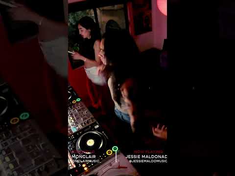 ESCUCHA ESTO Y DIME SI NO TE HACE BAILAR (DEEP HOUSE/TECHNO) #monmix #djset #monmix #femaledj #house