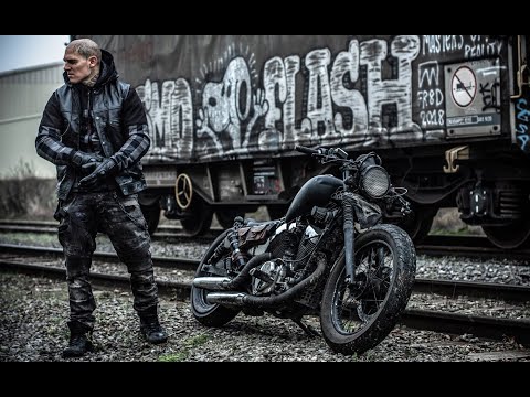 BOBBER BLACK RIDER