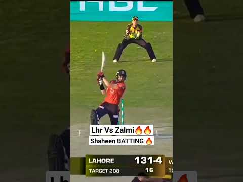 Shaheen Afridi Batting Vs Zalmi 🔥🔥 #viral #psl8 #circket #shaheenafridi #shorts