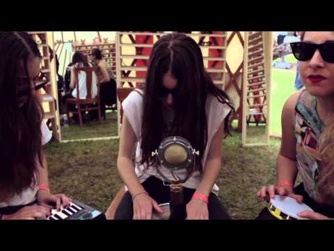 HAIM - Go Slow (Acoustic w/ Warby Parker)