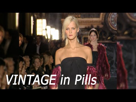 Vintage in Pills CHLOÉ Fall 2000 Paris - Fashion Channel