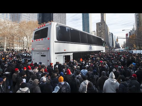 NYC Buses Migrants Back to Texas… Because Trump Won