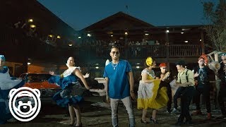 Ozuna & Generación Escogida Ft. Christian Nieves - Llegó la Navidad (Video Oficial)