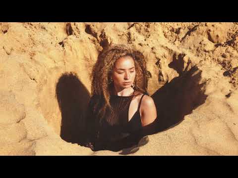 Ella Eyre - Head In The Ground ft. Tiggs Da Author | Clean Audio