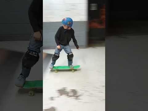 Xavier's First Tail Stall!! #proudmomma #skaterboy #familytime #skateboarding