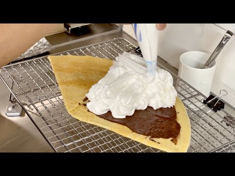 Lots of whipped cream!How to Make Delicious Crepes with Professional Dough｜japanese street food