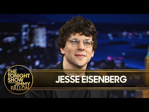 Jesse Eisenberg Accepted Countless Awards on Kieran Culkin's Behalf, Talks Secret Mall Apartment