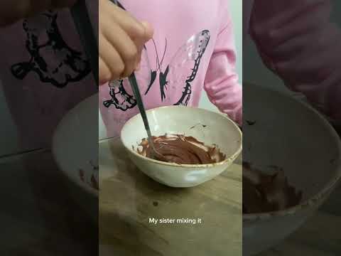 Make pop it chocolate with meee(with siblings)