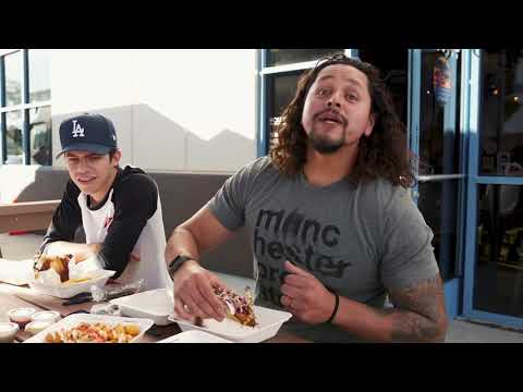 BIG PEP & Juan try the Worlds best Luau Pork Taco from MUNCHBREAK FOOD TRUCK!