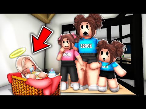 We Found A LOST BABY ANGEL In Roblox Brookhaven!!