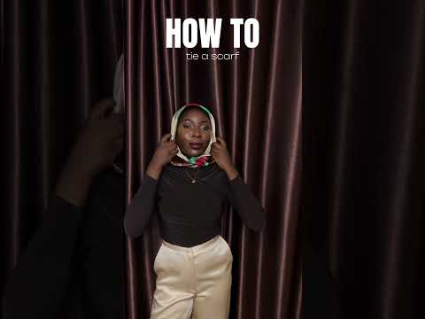 HOW TO TIE YOUR SCARF 🧣 | #youtubeshorts #shorts #scarfhack #fashionstyle #stylingtips #tips #style