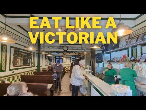 M. Manze Pie and Mash: Eat Like a Victorian