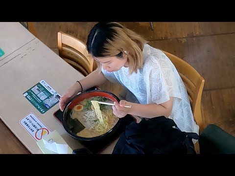 Ramen with a Huge amount of Garlic ! A Japanese Truck Station that Supports Long-Distance Drivers !