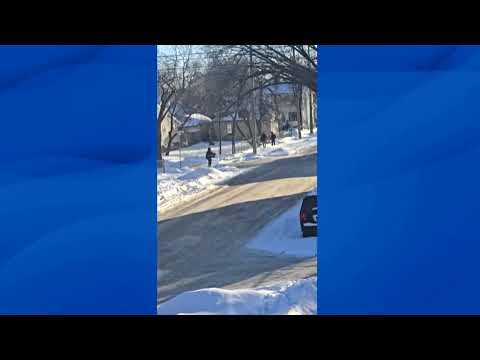 Daylight shootout shakes Winnipeg street | APTN News