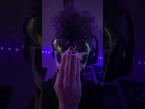 Chat wtf??? #funny #shortvideo #goth #mask #music #eyes ##fypシ゚viralシ_ #alt