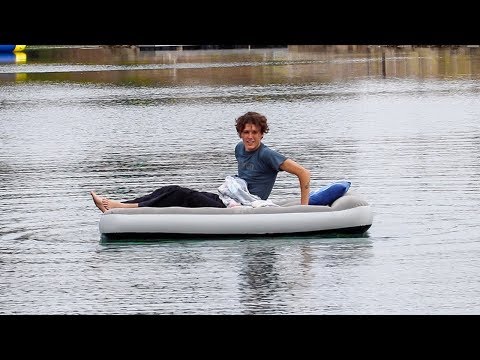 BROTHER WAKES UP IN MIDDLE OF LAKE PRANK!