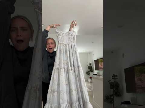 Unboxing my dream bridesmaid dresses