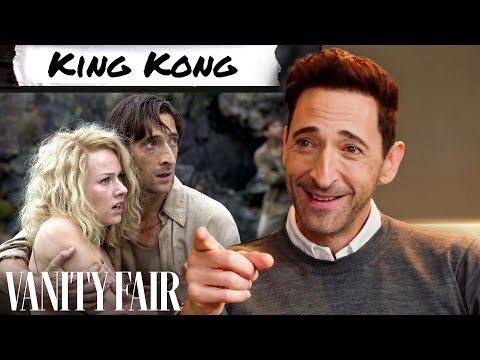 Adrien Brody revisita escenas de 'The brutalist', 'El pianista', 'Succession' | Vanity Fair España