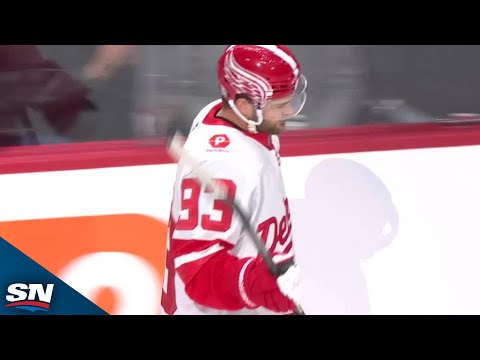 Red Wings' Alex DeBrincat Uses Speed To Get Quick Release On Beautiful Goal