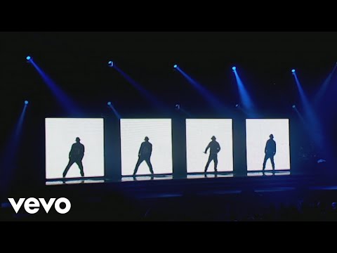 Westlife - She's Back / Billie Jean (Live At Wembley '06)